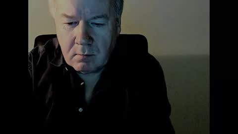 Snapshot of holgerhb53 chatting on February 20, 3:19 pm Holger online show from February 20, 3:19 pm