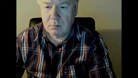Snapshot of holgerhb53 chatting on February 24, 4:04 pm Holger online show from February 24, 4:04 pm