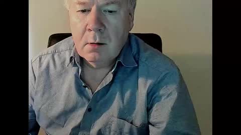 Snapshot of holgerhb53 chatting on March 10, 8:37 am Holger online show from March 10, 8:37 am