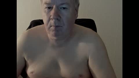 Snapshot of holgerhb53 chatting on September 11, 2:50 pm Holger online show from September 11, 2:50 pm