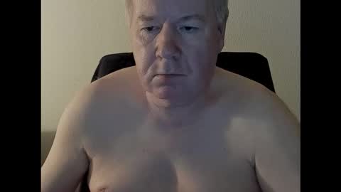 Snapshot of holgerhb53 chatting on September 28, 3:17 pm Holger online show from September 28, 3:17 pm