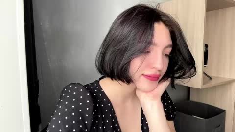 Snapshot of hollisguerrette chatting on March 4, 5:24 am Sofia online show from March 4, 5:24 am