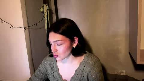 Snapshot of hollisguerrette chatting on March 23, 1:04 pm Sofia online show from March 23, 1:04 pm