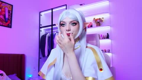 Holli online show from March 18, 11:19 pm