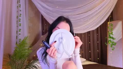 holly_berryy_ online show from September 19, 1:29 am