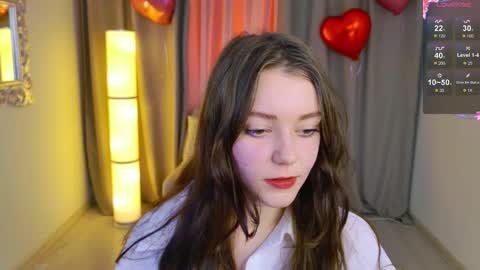 Snapshot of holly_kittenss chatting on February 19, 1:51 pm Lana online show from February 19, 1:51 pm