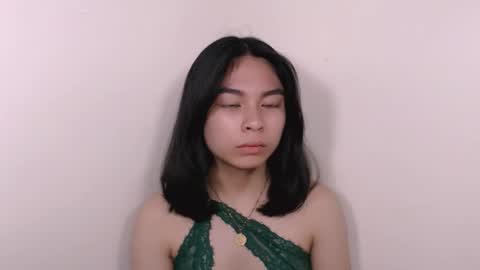 hollyaki69 online show from February 7, 11:19 pm