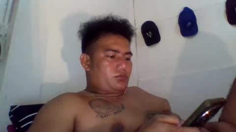 hollyfucker178846 online show from February 17, 2:02 pm