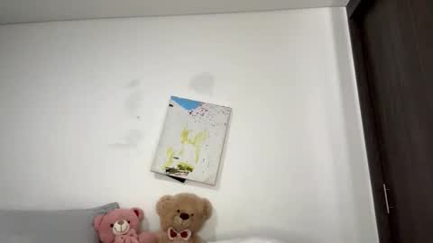 space online show from March 25, 4:46 pm