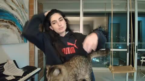 hollyshit_ online show from November 4, 12:43 am