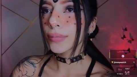 Snapshot of hollyxx_ chatting on October 23, 10:41 pm holly online show from October 23, 10:41 pm