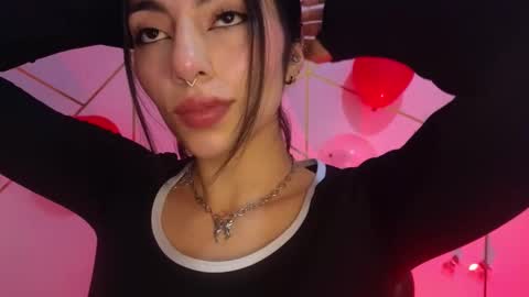 Snapshot of hollyxx_ chatting on March 26, 12:44 pm holly online show from March 26, 12:44 pm