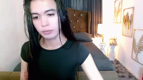 yumi online show from March 20, 11:04 am