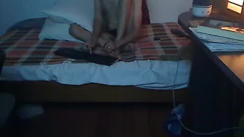 Holofernes45gil online show from October 8, 6:44 am