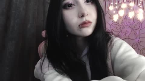 Snapshot of holy420loly chatting on December 13, 3:11 pm Ho Lee Sheet online show from December 13, 3:11 pm