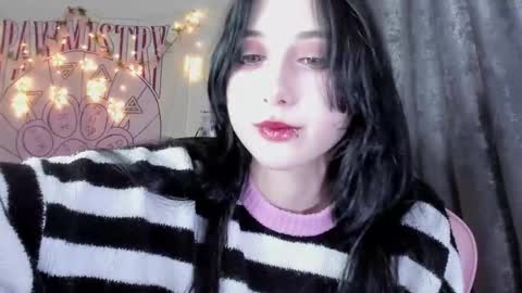 Snapshot of holy420loly chatting on October 27, 6:56 pm Ho Lee Sheet online show from October 27, 6:56 pm