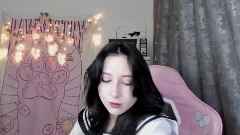 Snapshot of holy420loly chatting on November 7, 6:08 pm Ho Lee Sheet online show from November 7, 6:08 pm