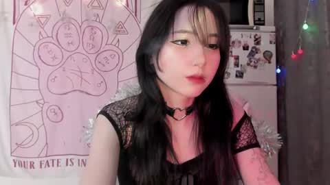 Snapshot of holy420loly chatting on January 6, 4:43 pm Ho Lee Sheet online show from January 6, 4:43 pm