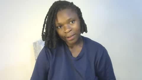 holy_ebony online show from April 22, 4:30 pm