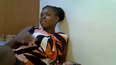 holy_ebony online show from May 10, 1:38 pm