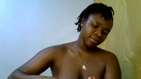 holy_ebony online show from June 6, 3:06 pm