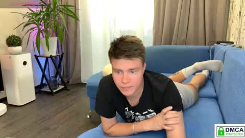 holy_eggs_00 online show from September 14, 4:55 am