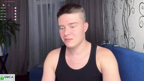 Snapshot of holy_eggs_00 chatting on November 20, 5:56 pm holy_eggs_00 online show from November 20, 5:56 pm