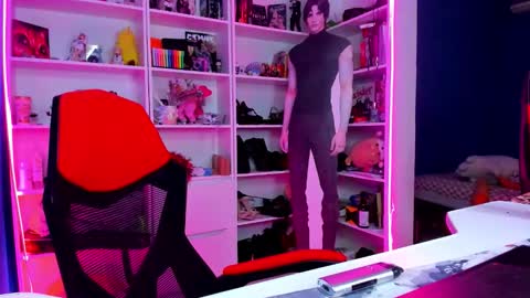 Snapshot of holy_rumi chatting on March 9, 1:15 pm Rumi online show from March 9, 1:15 pm