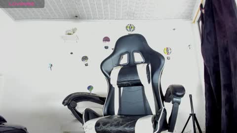 Holly online show from October 30, 3:13 pm