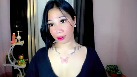 holy_samyx online show from December 20, 4:47 pm