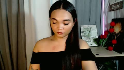 Bella online show from May 12, 3:03 am
