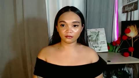 Bella online show from May 14, 1:56 am