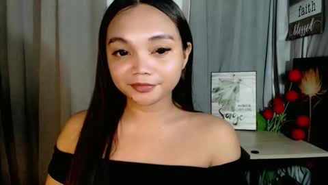 Bella online show from May 16, 11:14 pm