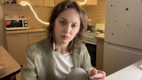 Snapshot of holydori chatting on February 5, 12:20 am dori not holy get my tg channel with link from description under last photo online show from February 5, 12:20 am