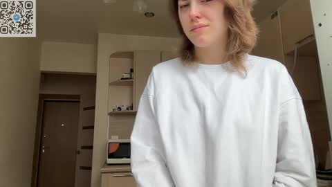 Snapshot of holydori chatting on February 9, 10:42 am dori not holy get my tg channel with link from description under last photo online show from February 9, 10:42 am