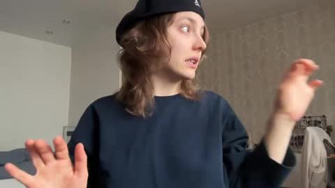 Snapshot of holydori chatting on February 13, 10:55 am dori not holy get my tg channel with link from description under last photo online show from February 13, 10:55 am