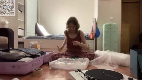 Snapshot of holydori chatting on February 14, 3:05 pm dori not holy get my tg channel with link from description under last photo online show from February 14, 3:05 pm