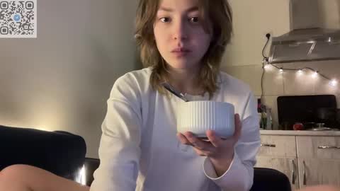 Snapshot of holydori chatting on February 20, 11:20 am dori not holy get my tg channel with link from description under last photo online show from February 20, 11:20 am