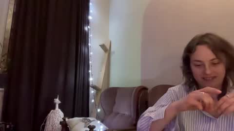 Snapshot of holydori chatting on February 22, 9:15 pm dori not holy get my tg channel with link from description under last photo online show from February 22, 9:15 pm