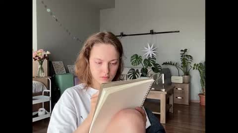 Snapshot of holydori chatting on September 17, 9:33 am dori not holy get my tg channel with link from description under last photo online show from September 17, 9:33 am