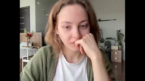 Snapshot of holydori chatting on September 25, 7:56 am dori not holy get my tg channel with link from description under last photo online show from September 25, 7:56 am