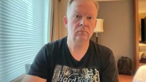 Daffy online show from December 18, 7:25 am