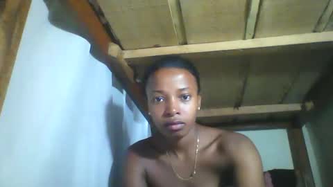 Snapshot of honeria98 chatting on January 9, 3:37 pm honeria98 online show from January 9, 3:37 pm