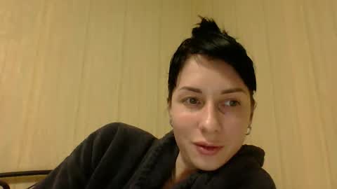 honey 777  online show from February 25, 6:17 pm