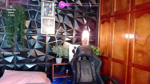 Snapshot of honey__monroe chatting on March 12, 2:50 am honey monroe online show from March 12, 2:50 am