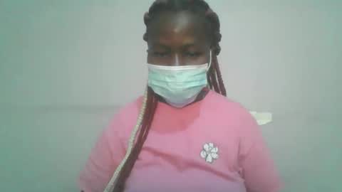 Snapshot of honey_beb chatting on September 15, 7:19 am honey_beb online show from September 15, 7:19 am