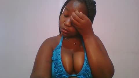 Snapshot of honey_beb chatting on October 27, 5:44 am honey_beb online show from October 27, 5:44 am