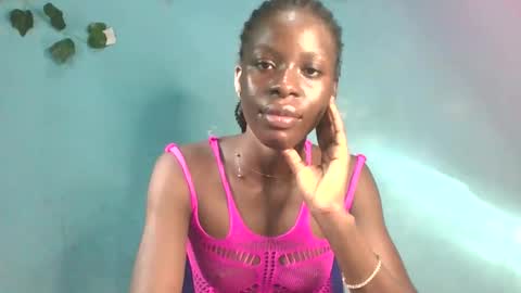 Queen online show from May 7, 7:14 am