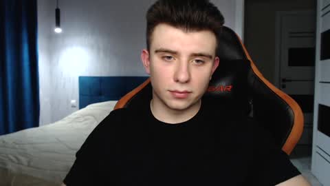 Snapshot of honey_furry chatting on December 26, 9:58 pm Wolfy online show from December 26, 9:58 pm