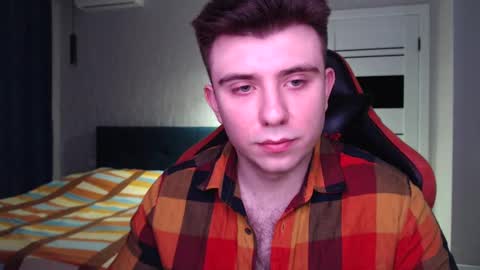 Snapshot of honey_furry chatting on February 26, 3:32 am Wolfy online show from February 26, 3:32 am